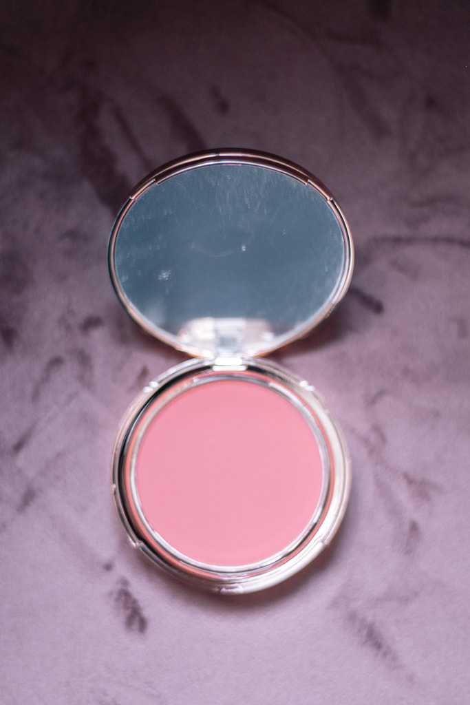 Jolie Beauty Second Skin Blush and Bronzer by The Belle Blog 