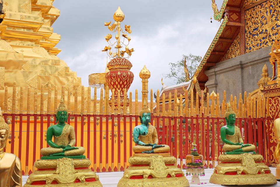 Exploring temples in Chiang Mai, Thailand by The Belle Blog 