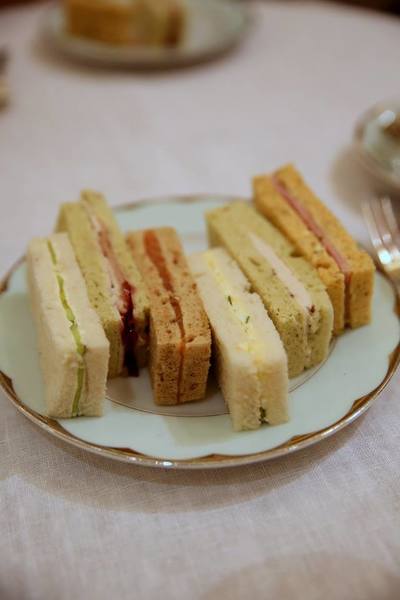 A festive afternoon tea at The Dorchester hotel, London by The Belle Blog 