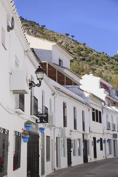 The little white town Mijas -  Costa del sol, Spain by The Belle Blog 