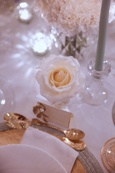 White, Mint and Gold festive tablescape by The Belle Blog