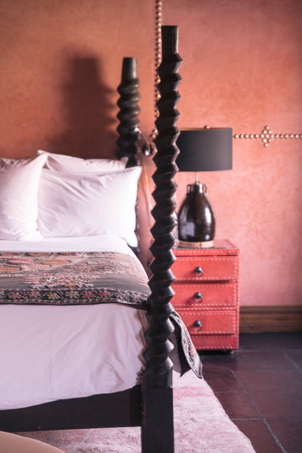 Pink suite dreams in Marrakech, Morocco by The Belle Blog