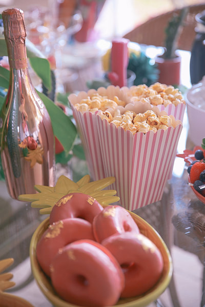 Hen party inspiration, Miami themed pol party in Spain by The Belle Blog 