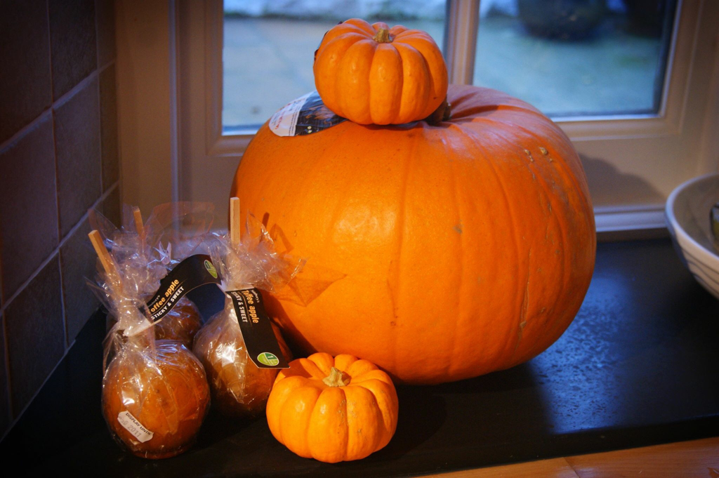 A cosy Halloween in Cornwall By The Belle Blog