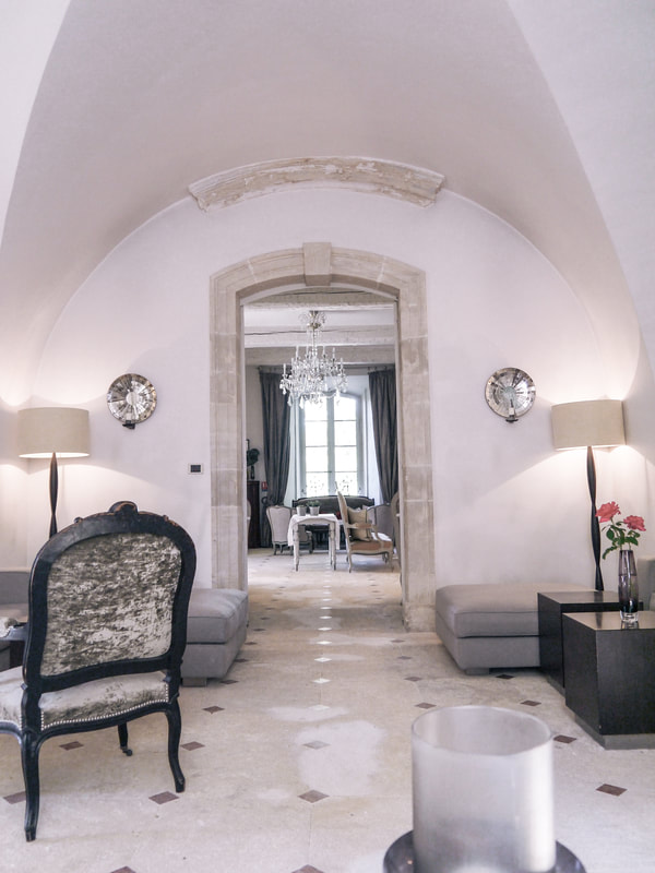 Wedding Planning at Chateau de Massillan, Provence by The Belle Blog